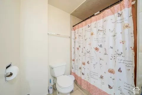Bath - 33 E 8640 S, Sandy, UT 84070 photo 2 of 4