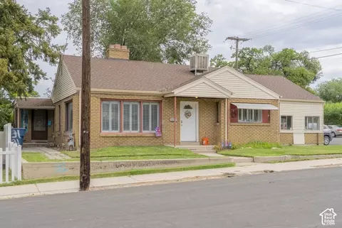 Exterior - 33 E 8640 S, Sandy, UT 84070 photo 2 of 7