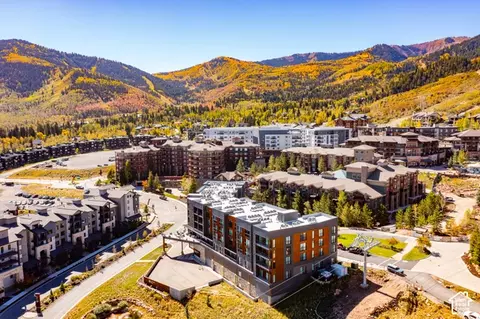2670 Canyons Resort Dr #320, Park City, UT 84098