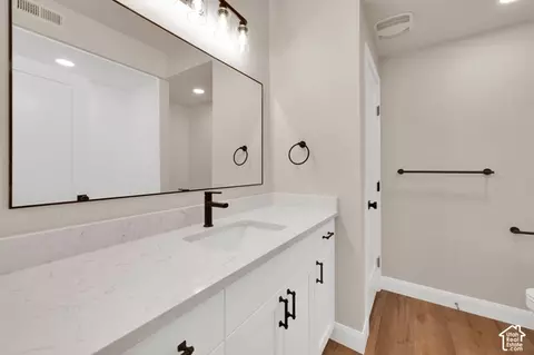 Bath - 735 E 2750 N, North Ogden, UT 84414 photo 4 of 4