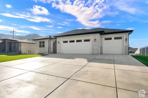 Exterior - 735 E 2750 N, North Ogden, UT 84414 photo 3 of 9