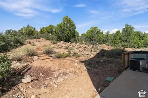 Exterior - 2059 E 1900 S, New Harmony, UT 84757 photo 11 of 12
