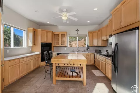 Kitchen - 2059 E 1900 S, New Harmony, UT 84757 photo 1 of 2