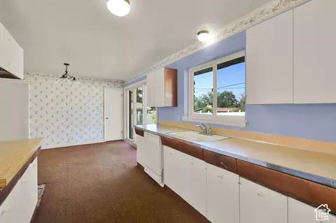 Kitchen - 4193 S 1865 E, Holladay, UT 84124 photo 2 of 3