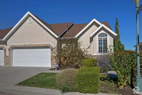 235 E Country Haven Ln #8, Grantsville, UT 84029