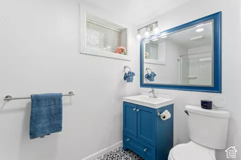 Bath - 960 E Sagehill Dr, Holladay, UT 84124 photo 4 of 4