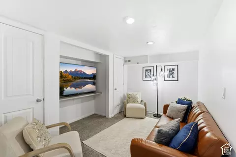 Living - 960 E Sagehill Dr, Holladay, UT 84124 photo 5 of 5