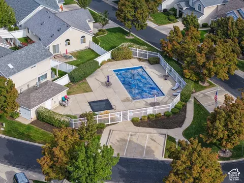 View/Area - 557 E Villager Ln, Midvale, UT 84047 photo 13 of 16