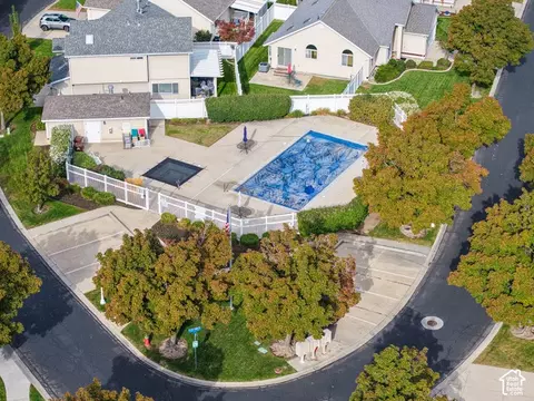 View/Area - 557 E Villager Ln, Midvale, UT 84047 photo 12 of 16