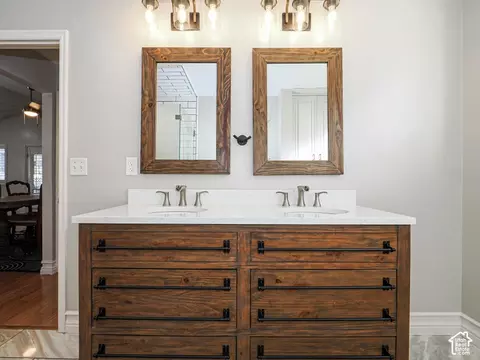 Bath - 557 E Villager Ln, Midvale, UT 84047 photo 3 of 5