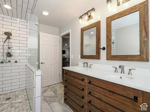 Bath - 557 E Villager Ln, Midvale, UT 84047 photo 1 of 5