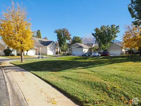Exterior - 557 E Villager Ln, Midvale, UT 84047 photo 12 of 13