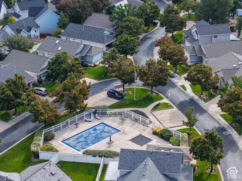 View/Area - 557 E Villager Ln, Midvale, UT 84047 photo 15 of 16