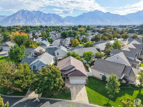 View/Area - 557 E Villager Ln, Midvale, UT 84047 photo 1 of 16