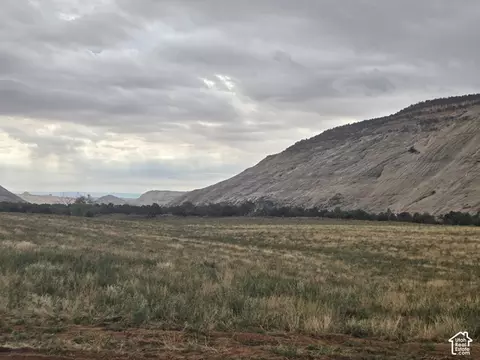 Undisclosed, Boulder, UT 84716 photo 1