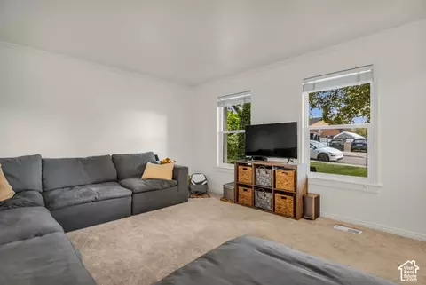 Living - 1073 E Pineridge Rd, Sandy, UT 84093 photo 2 of 2