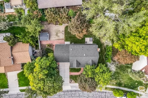 View/Area - 1073 E Pineridge Rd, Sandy, UT 84093 photo 1 of 1