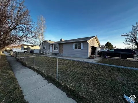 4869 W Coriander Dr, Kearns, UT 84118