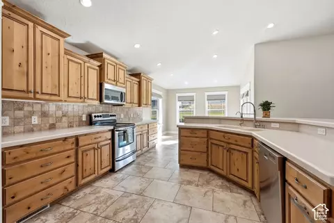 Kitchen - 1355 Old Hwy 91 S, Mona, UT 84645 photo 3 of 3