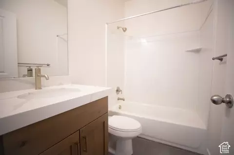 Bath - 1670 E Rainbow Bridge Dr #7057, Eagle Mountain, UT 84005 photo 2 of 2