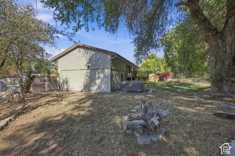 Exterior - 43 W Paula Cir S, Sandy, UT 84070 photo 6 of 7