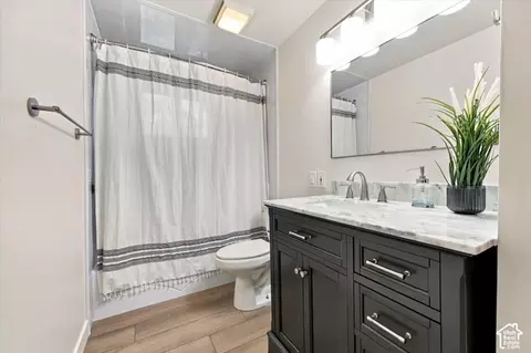 Bath - 43 W Paula Cir S, Sandy, UT 84070 photo 1 of 3