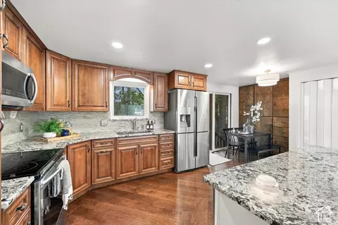 Kitchen - 43 W Paula Cir S, Sandy, UT 84070 photo 3 of 3