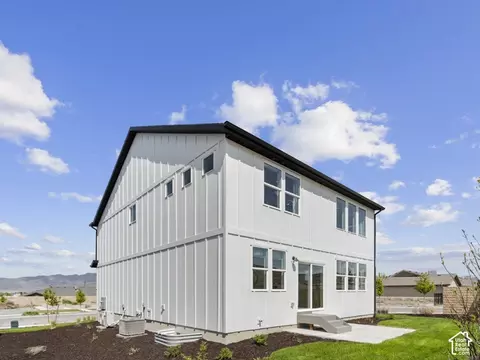 Exterior - 3710 N Eagle Meadow Dr #301, Eagle Mountain, UT 84005 photo 2 of 3