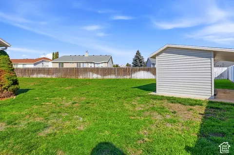 Exterior - 323 E 1375 N, Layton, UT 84041 photo 6 of 8