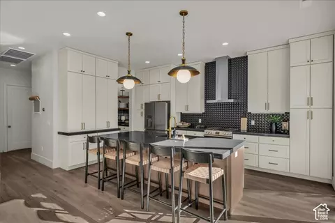 Kitchen - 1568 E Black Brush Dr, Washington, UT 84780 photo 2 of 4