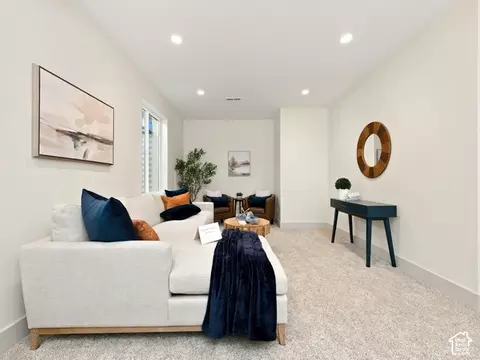 Living - 341 E 100 S, Santaquin, UT 84655 photo 3 of 4