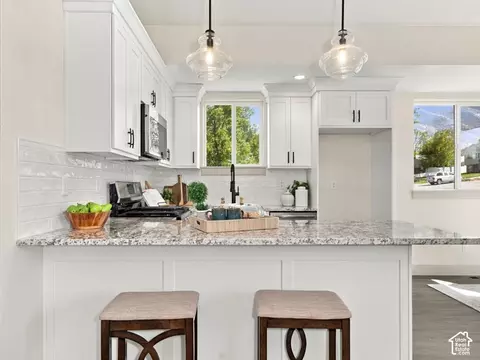 Kitchen - 343 E 100 S, Santaquin, UT 84655 photo 3 of 3