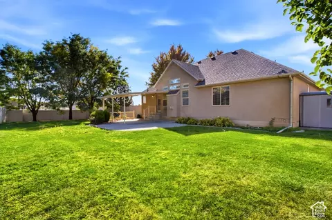 Exterior - 2010 N 150 E, North Ogden, UT 84414 photo 6 of 8