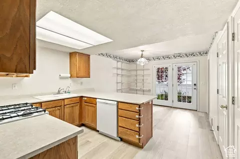 Kitchen - 198 W Stirling Pl N, Logan, UT 84341 photo 1 of 3