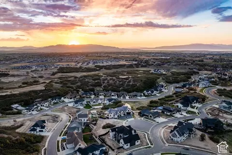 View/Area - 3476 S Cobblestone Ct, Mapleton, UT 84664 photo 8 of 9