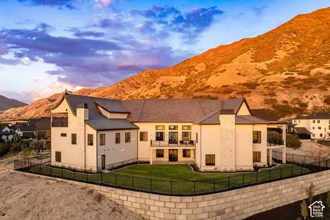 Exterior - 3476 S Cobblestone Ct, Mapleton, UT 84664 photo 2 of 17