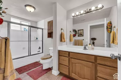Bath - 39792 W 7000 N, Tabiona, UT 84072 photo 3 of 4