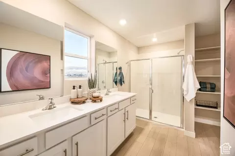 Bath - 2058 E Badger Ave #4223, Eagle Mountain, UT 84005 photo 2 of 3