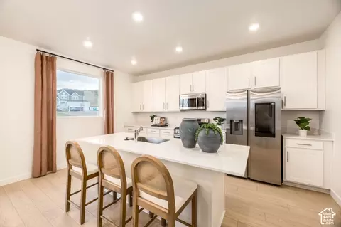 Kitchen - 2058 E Badger Ave #4223, Eagle Mountain, UT 84005 photo 1 of 1