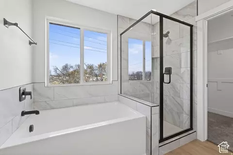 Bath - 5767 S Tripp Ln, Murray, UT 84123 photo 4 of 7