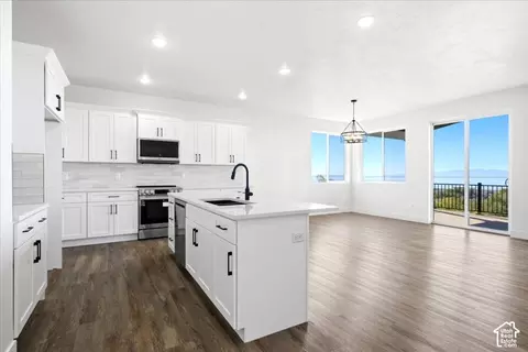 Kitchen - 676 S 325 E, Willard, UT 84340 photo 2 of 4