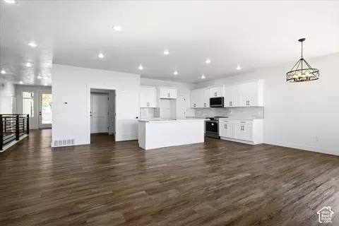 Living - 676 S 325 E, Willard, UT 84340 photo 4 of 8