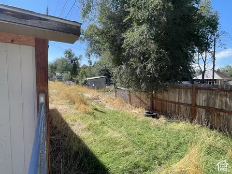 Exterior - 3247 Adams Ave, Ogden, UT 84403 photo 5 of 9