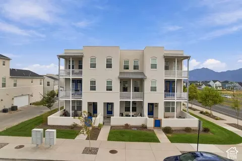 10653 S Cardinal Park Rd, South Jordan, UT 84009