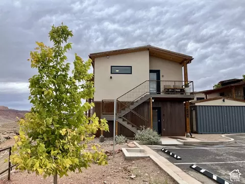 Exterior - 1185 S Murphy Ln #204B, Moab, UT 84532 photo 2 of 15