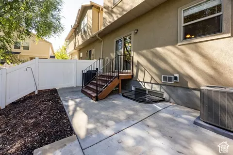 Exterior - 4585 S Red Sage Ct, Murray, UT 84107 photo 4 of 7