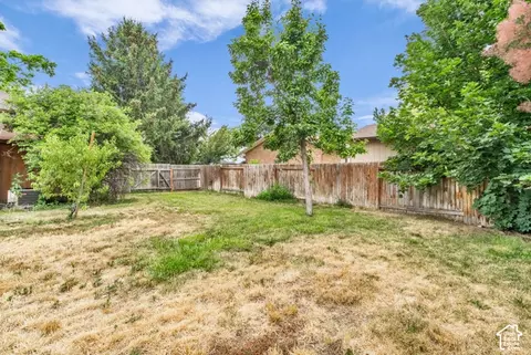 Exterior - 1539 E 450 S, Springville, UT 84663 photo 9 of 11