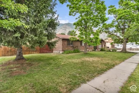 Exterior - 1539 E 450 S, Springville, UT 84663 photo 3 of 11