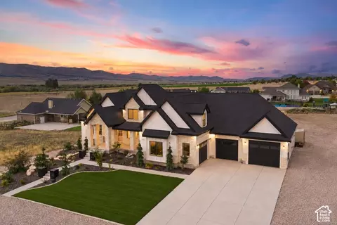 Exterior - 148 W 1450 S, Mona, UT 84645 photo 3 of 11
