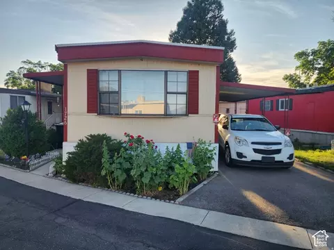 1726 W Norman Dr S, West Valley City, UT 84119